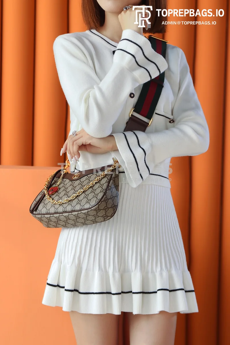 i1680429303_8105_6 Gucci Ophidia Hobo in Beige