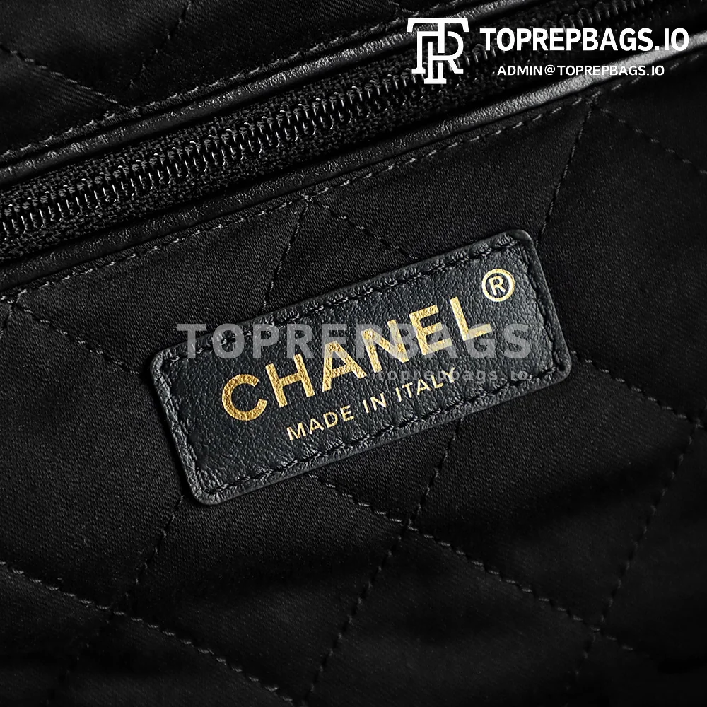 i1683974609_659_7 Chanel 22 Bag Medium in Black
