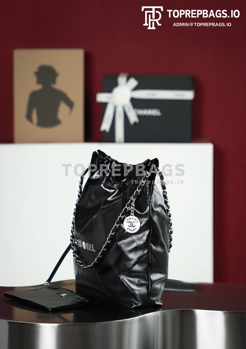 i1683975475_8220_4 Chanel 22 Bag Medium in Black