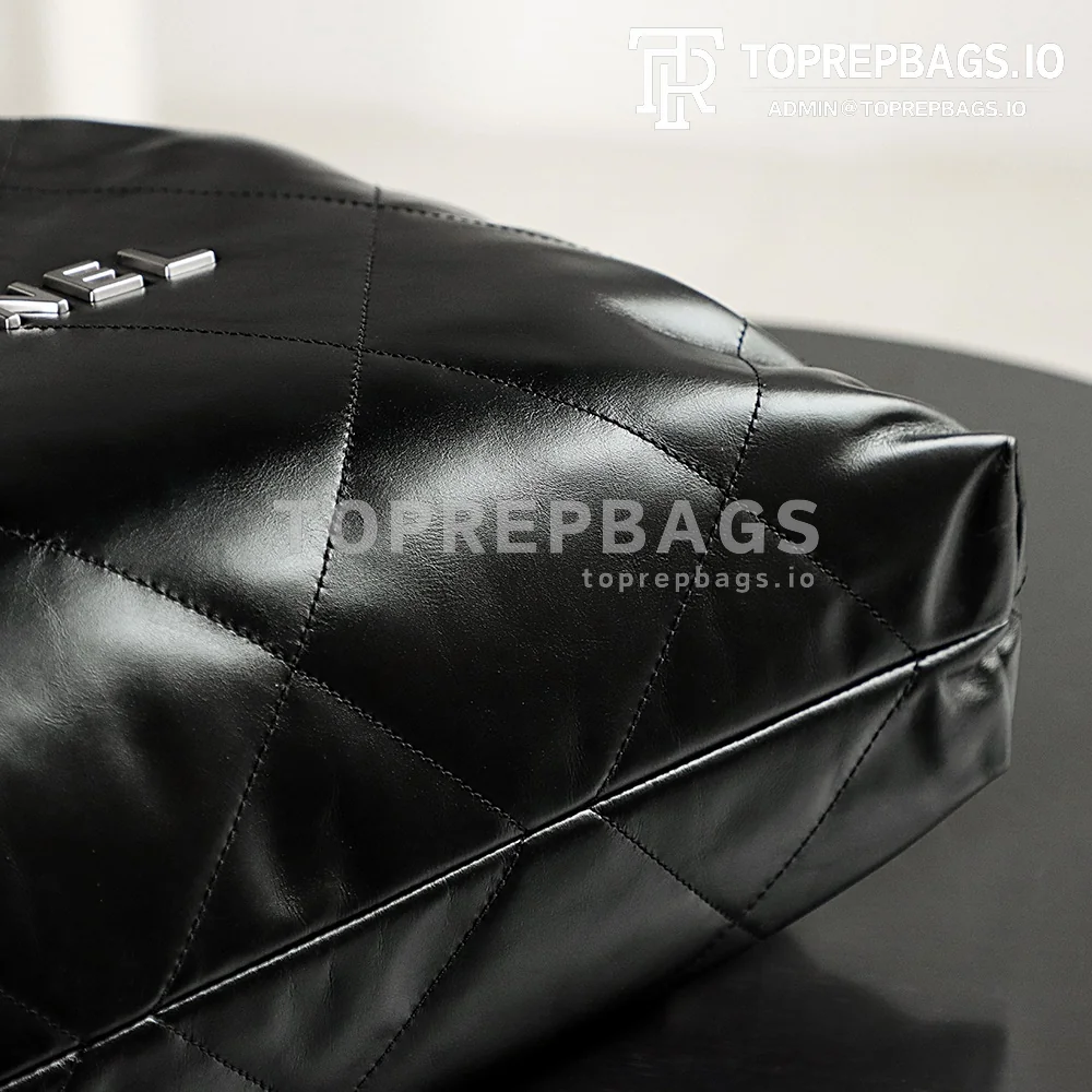 i1683975600_2408_5 Chanel 22 Bag Medium in Black