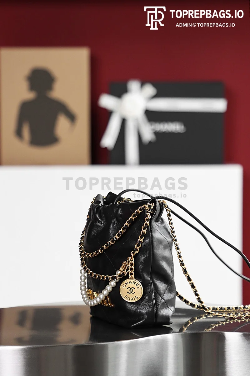 i1685266887_3513_7 Chanel 22 Bag MINI in Black