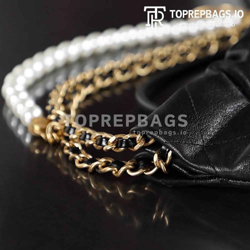 i1685267479_7756_6 Chanel 22 Bag MINI in Black