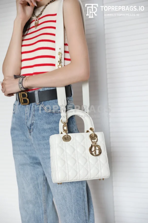 i1685417112_381_1 Dior Lady Dior in White