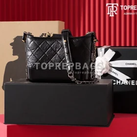 Chanel Gabrielle Hobo Small in Black