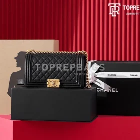 i1689331833_1233_0 Chanel Boy Chanel Medium in Black