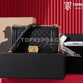 Chanel Boy Chanel Medium in Black