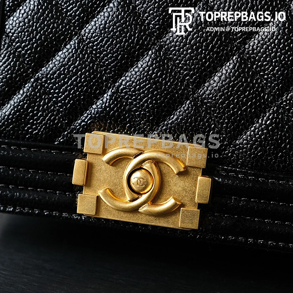 i1689332310_4336_0 Chanel Boy Chanel Mini in Black