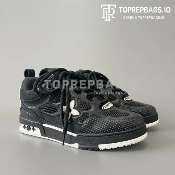 i1689611116_1717_2 Louis Vuitton in Black