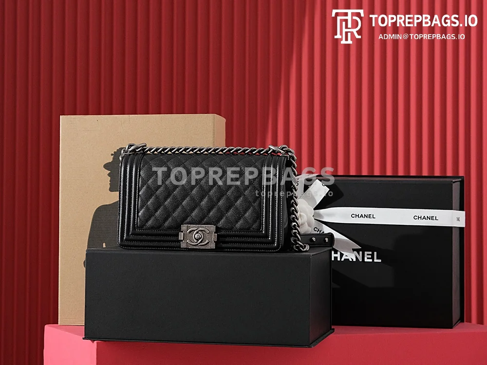 i1690444067_3135_6 Chanel Le Boy Medium in Black