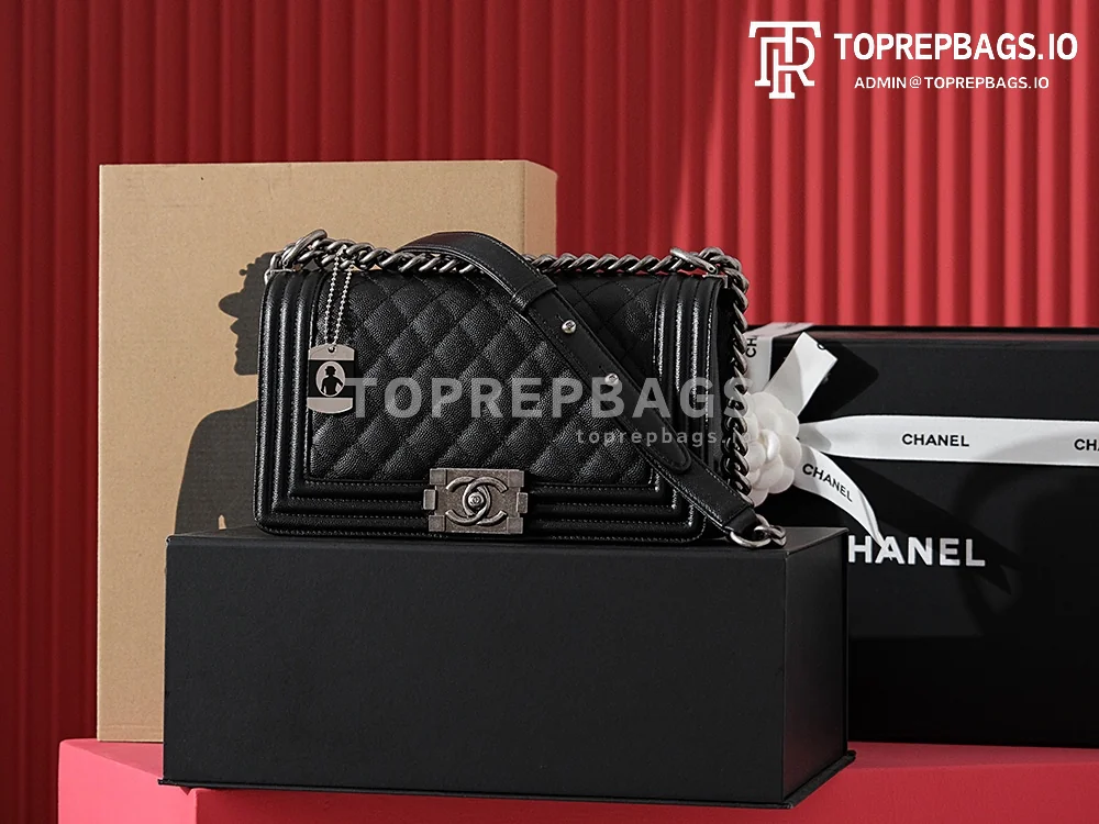 i1690444067_4792_7 Chanel Le Boy Medium in Black