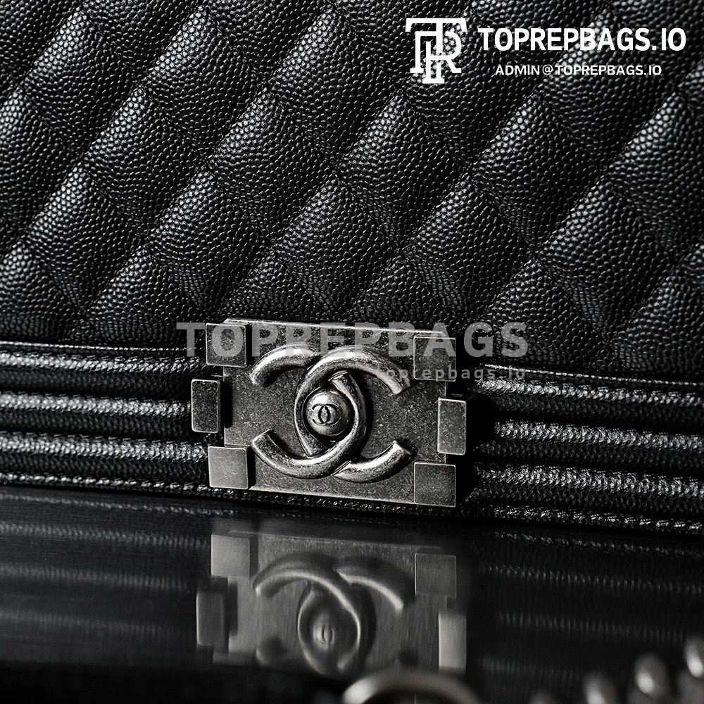 i1690444166_6544_4 Chanel Le Boy Medium in Black