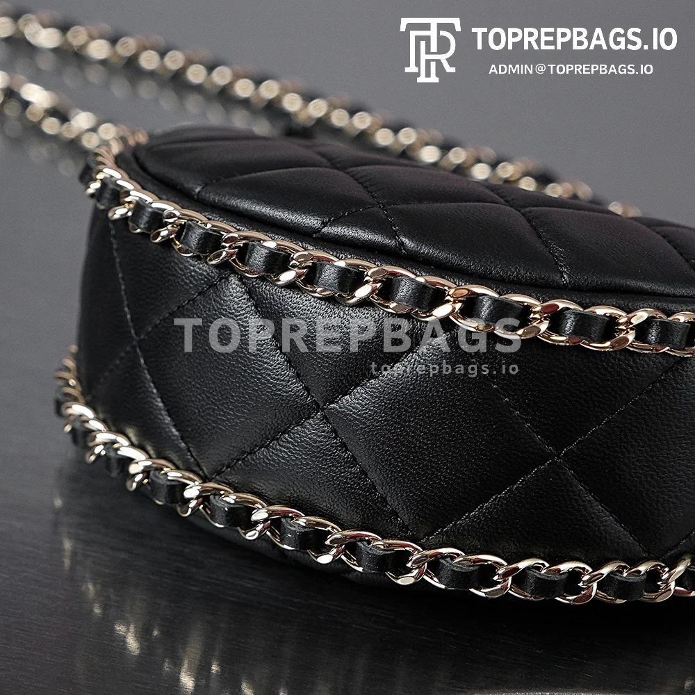 i1692700819_4353_1 Chanel Handbag in Black