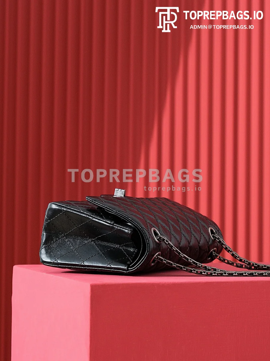 i1695895014_5851_6 Chanel 2.55 in Black