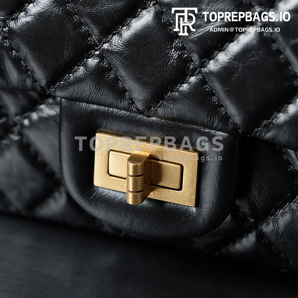 i1695895278_7733_2 Chanel 2.55 in Black