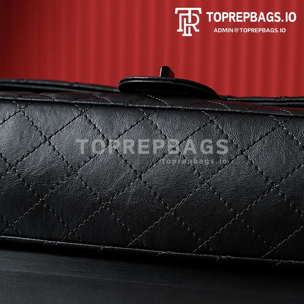i1695895429_8120_2 Chanel 2.55 in Black