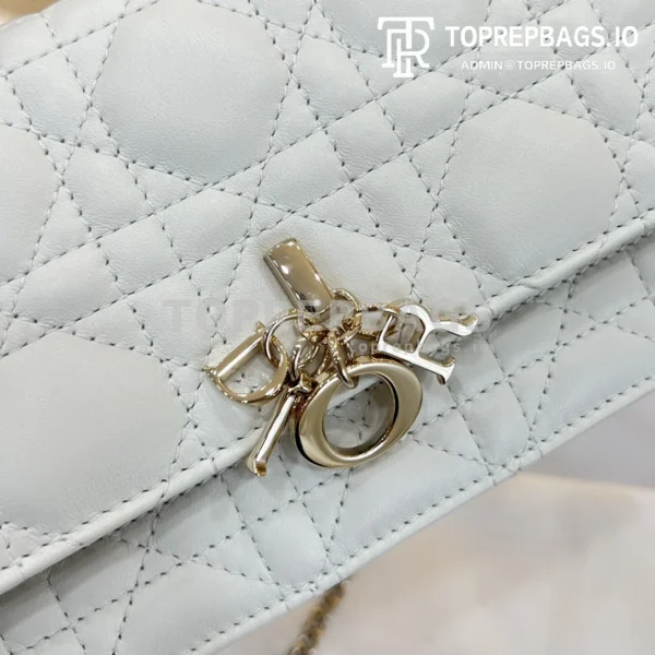 i1697530377_9694_4 Dior Miss Dior in Cream