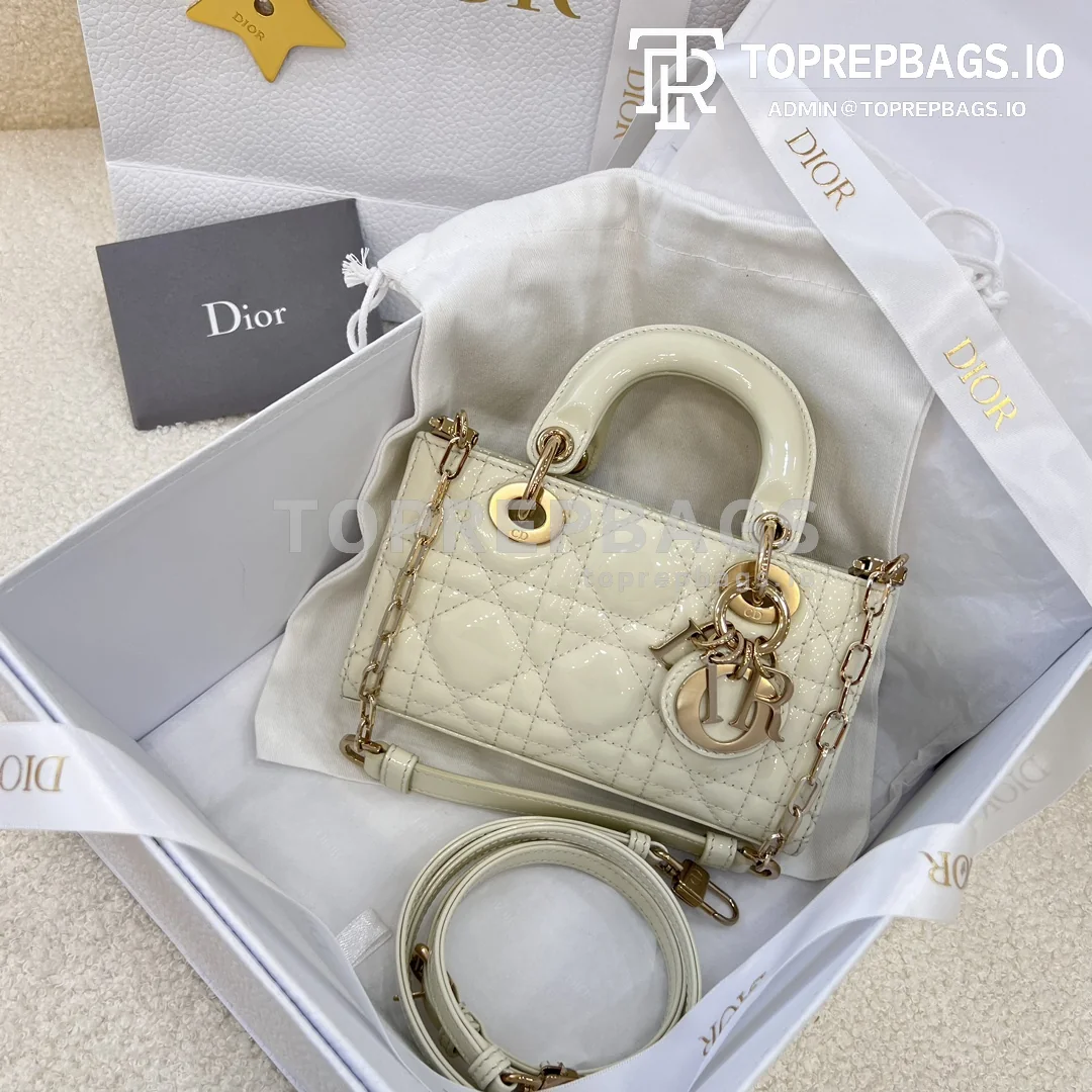 i1701498735_3193_2 Dior D-Joy in White