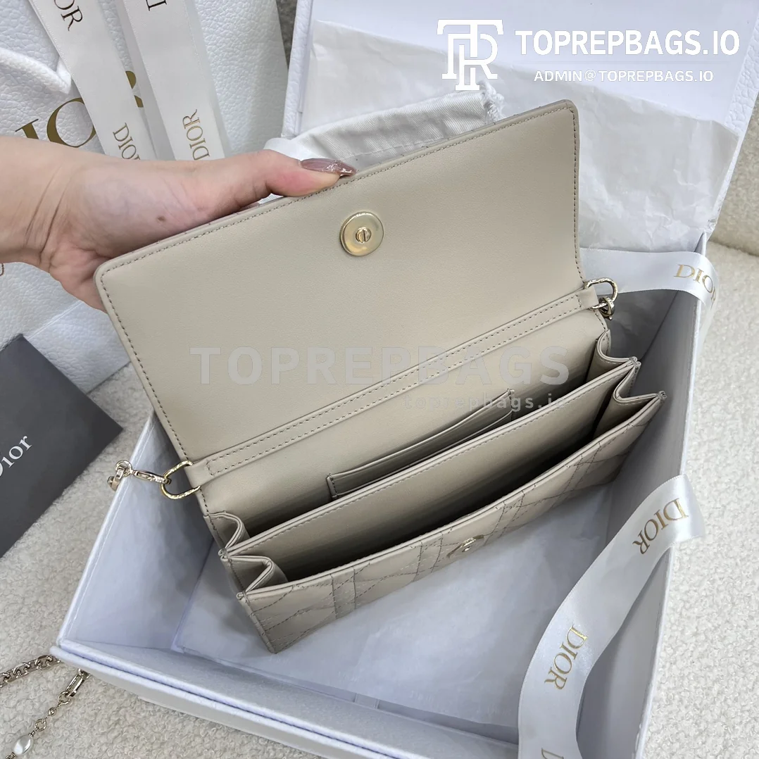 i1702634991_5772_8-1 Dior Miss Dior in Taupe