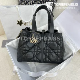 i1703301820_3001_0-1 Dior Toujours Medium in Black