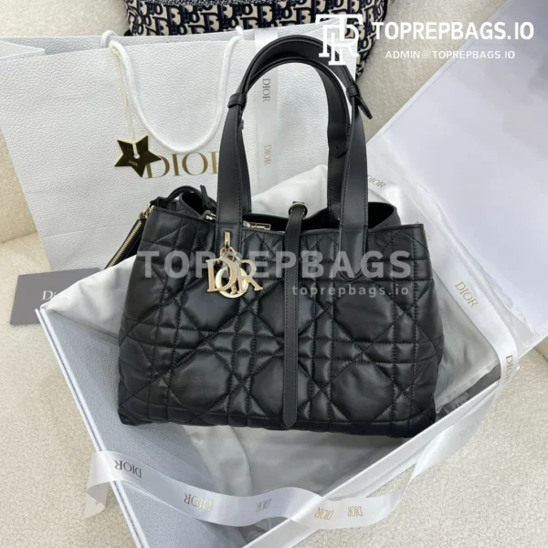 i1703301820_3001_0-1 Dior Toujours Medium in Black