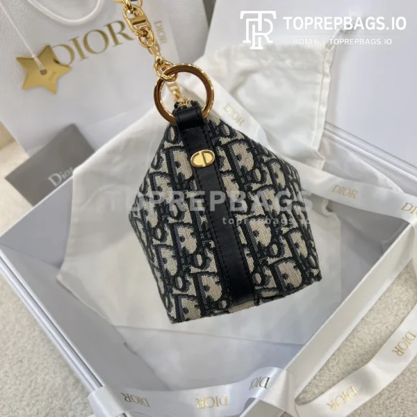 i1706958380_7272_5 Dior Star Hobo in Blue