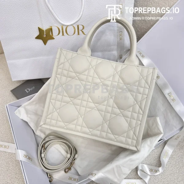i1706961943_2561_1 Dior Lady Dior in White