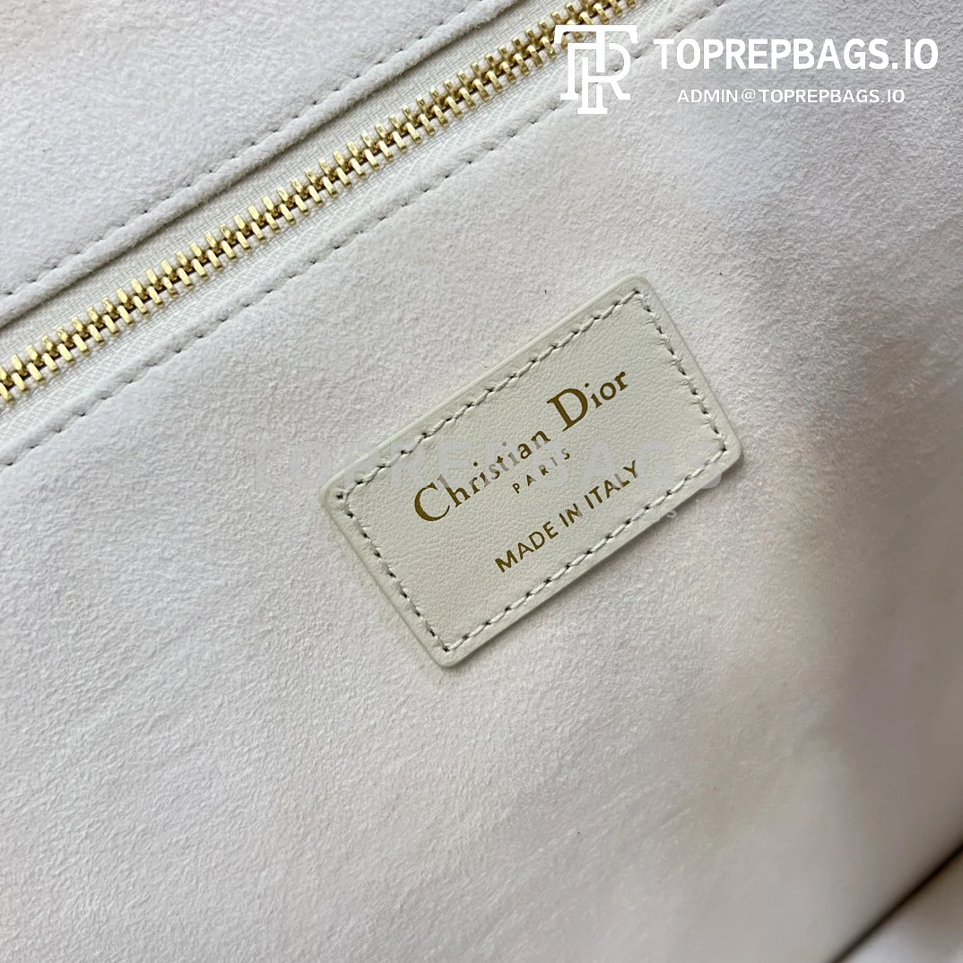 i1707013814_4478_0 Dior Lady Dior in White