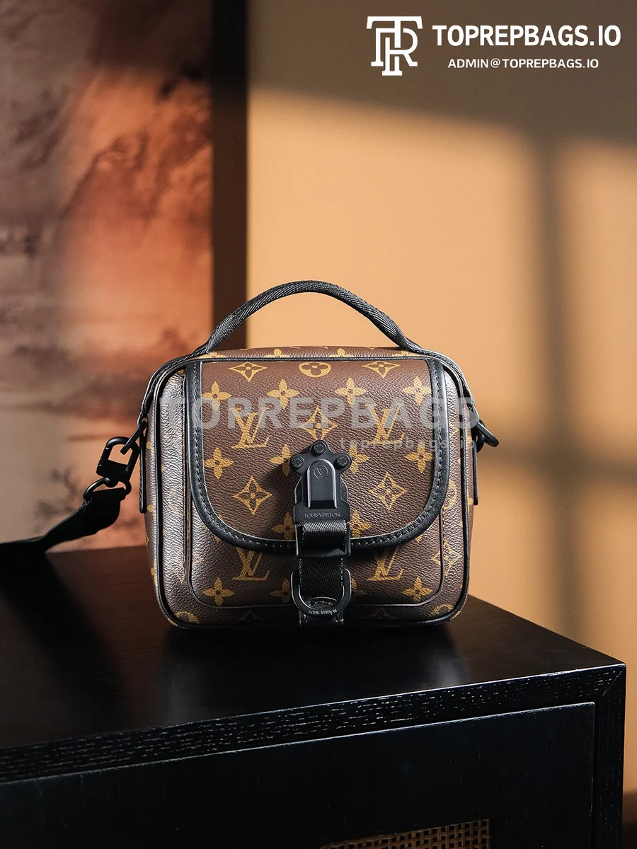 i1726502030_1322_0 Louis Vuitton Quest Messenger in Brown