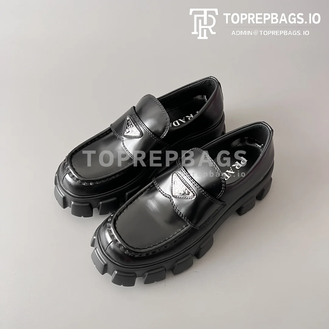 i1734002721_5738_2 Prada Monolith in Black
