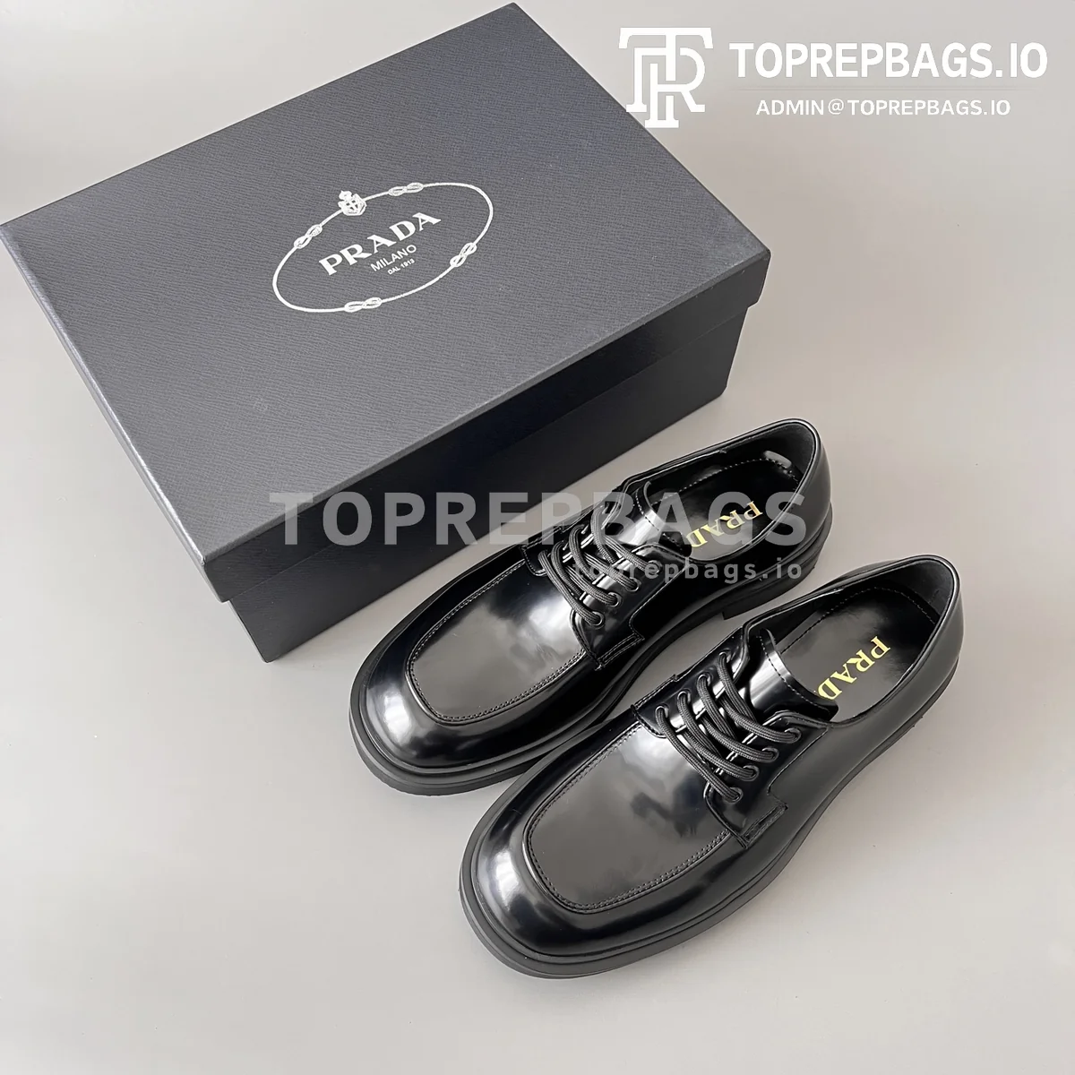 i1740641961849_7041_0_9 Prada in Black