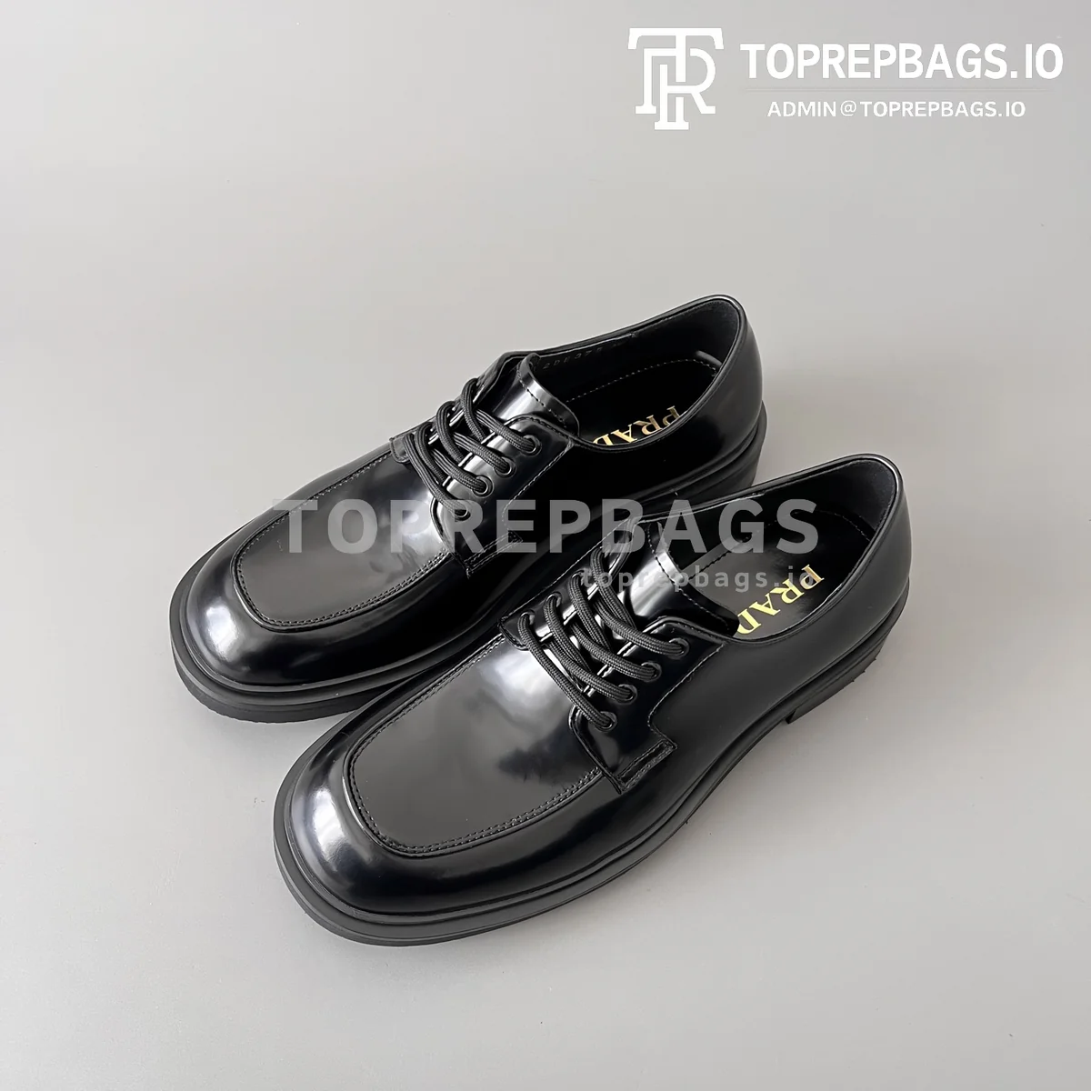 i1740641965781_4641_0_6 Prada in Black