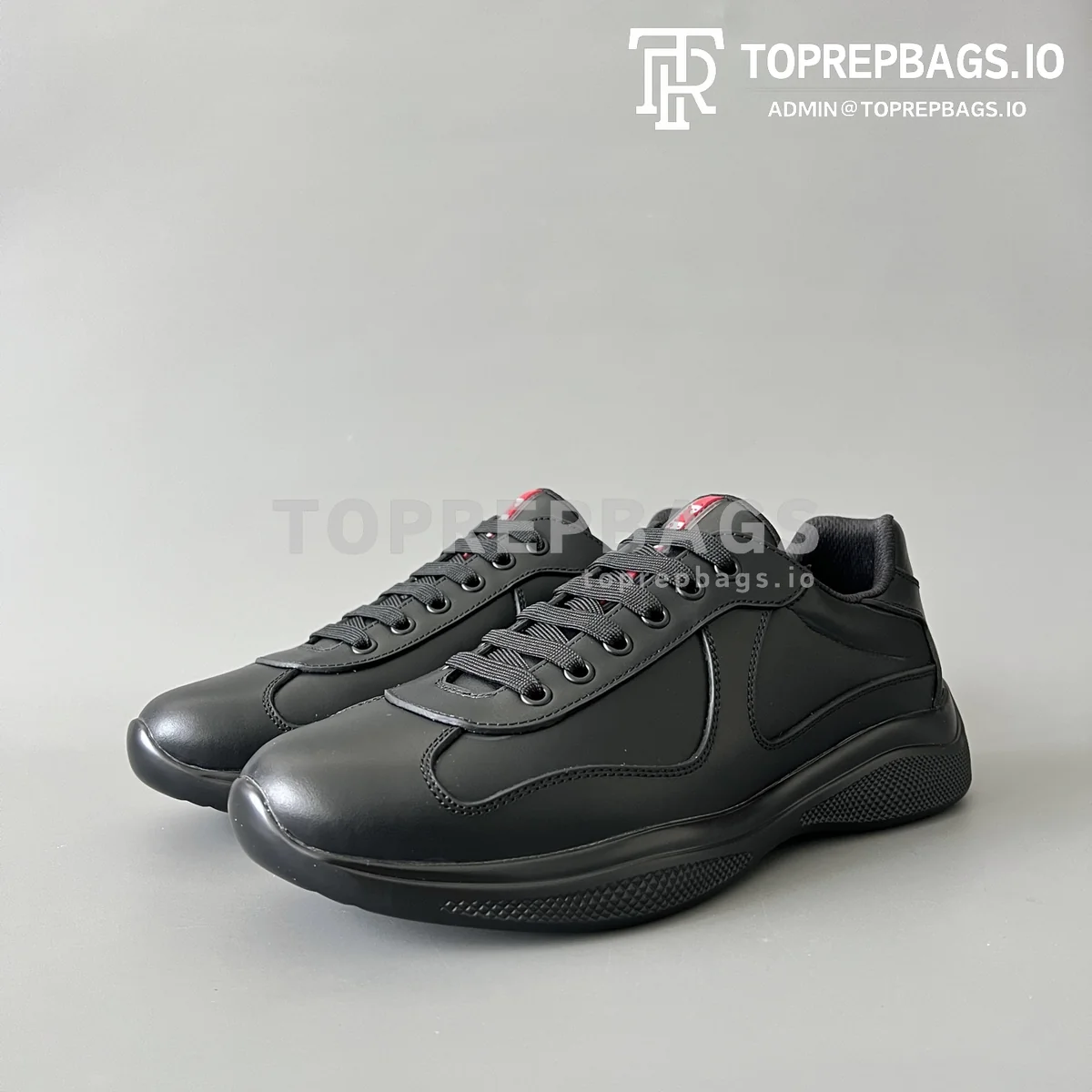 i1744780845243_6026_0_0 Prada in Black