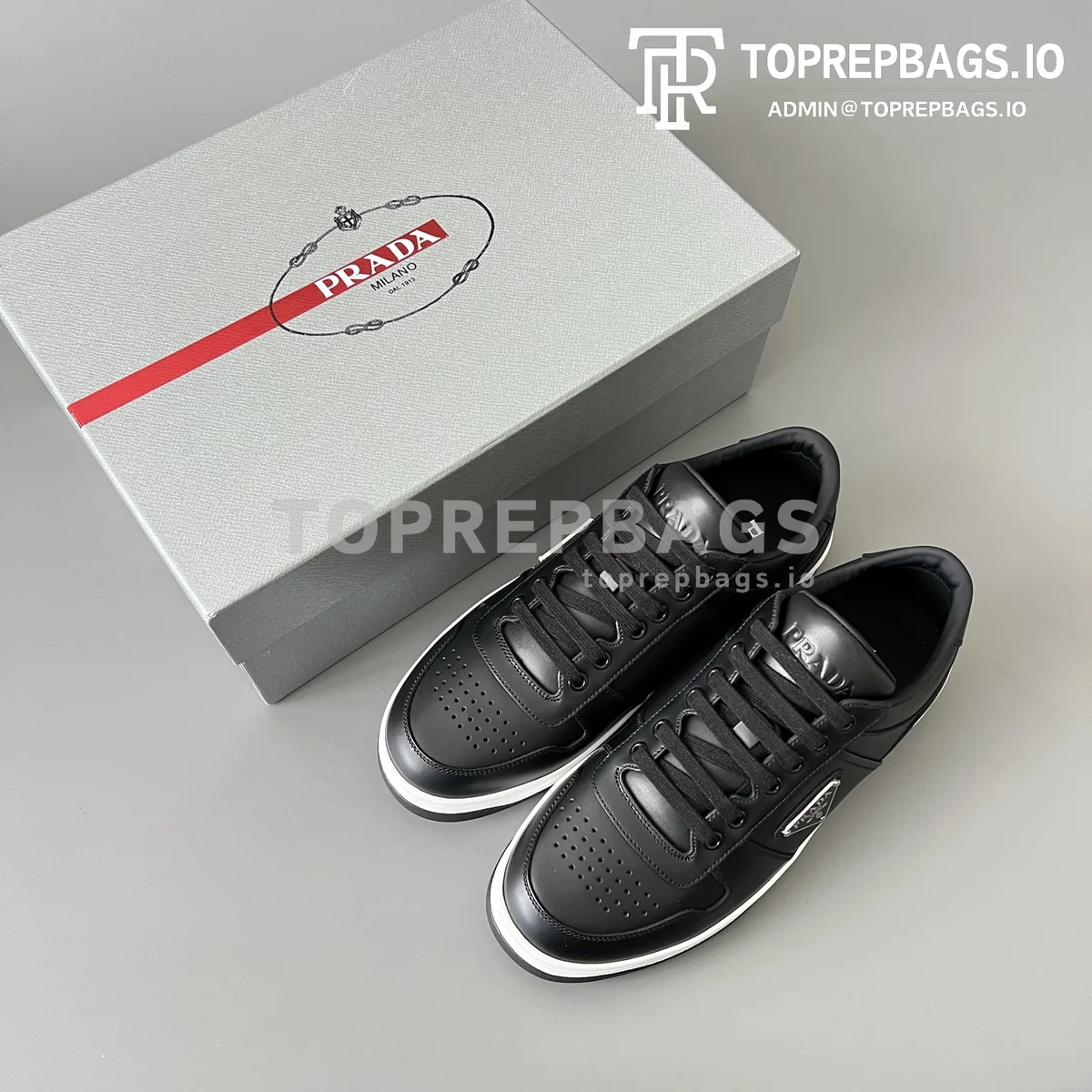 i1744781098741_3733_0_8 Prada New Avenue in Black