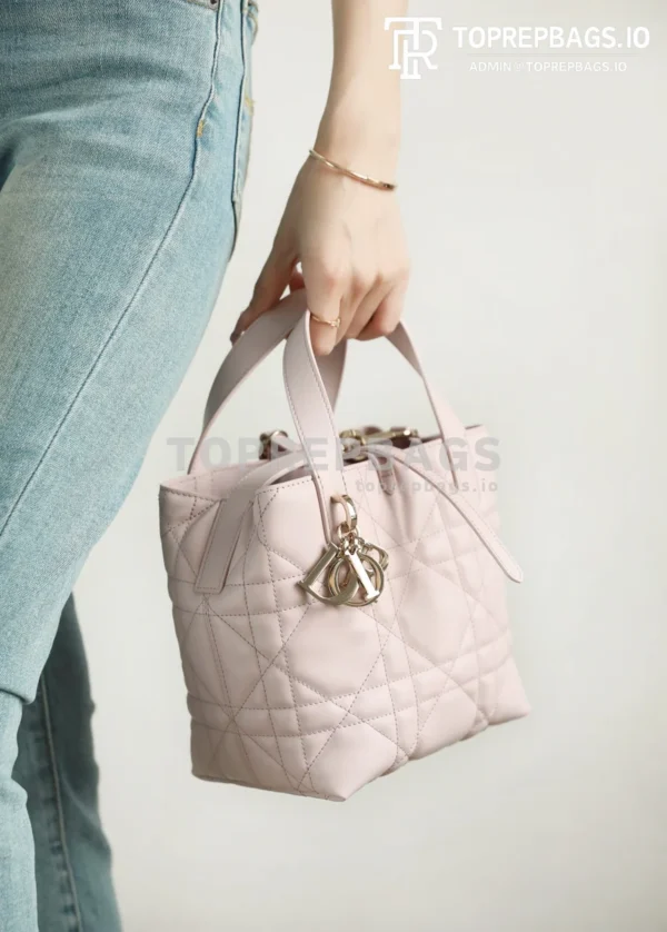 i1744883766971_6529_0_8 Dior Toujours Vertical in Pink
