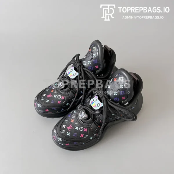 i1744897831852_4624_0_7 Louis Vuitton Archlight in Black