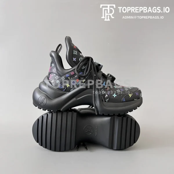 i1744897831886_1302_0_5 Louis Vuitton Archlight in Black