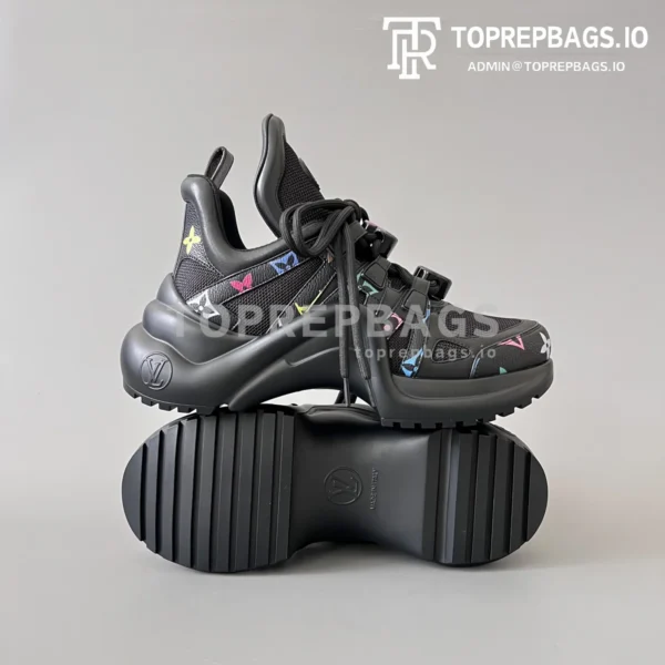 i1744897859117_8901_0_5 Louis Vuitton Archlight in Black