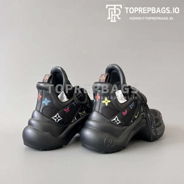 i1744897859813_7019_0_3 Louis Vuitton Archlight in Black