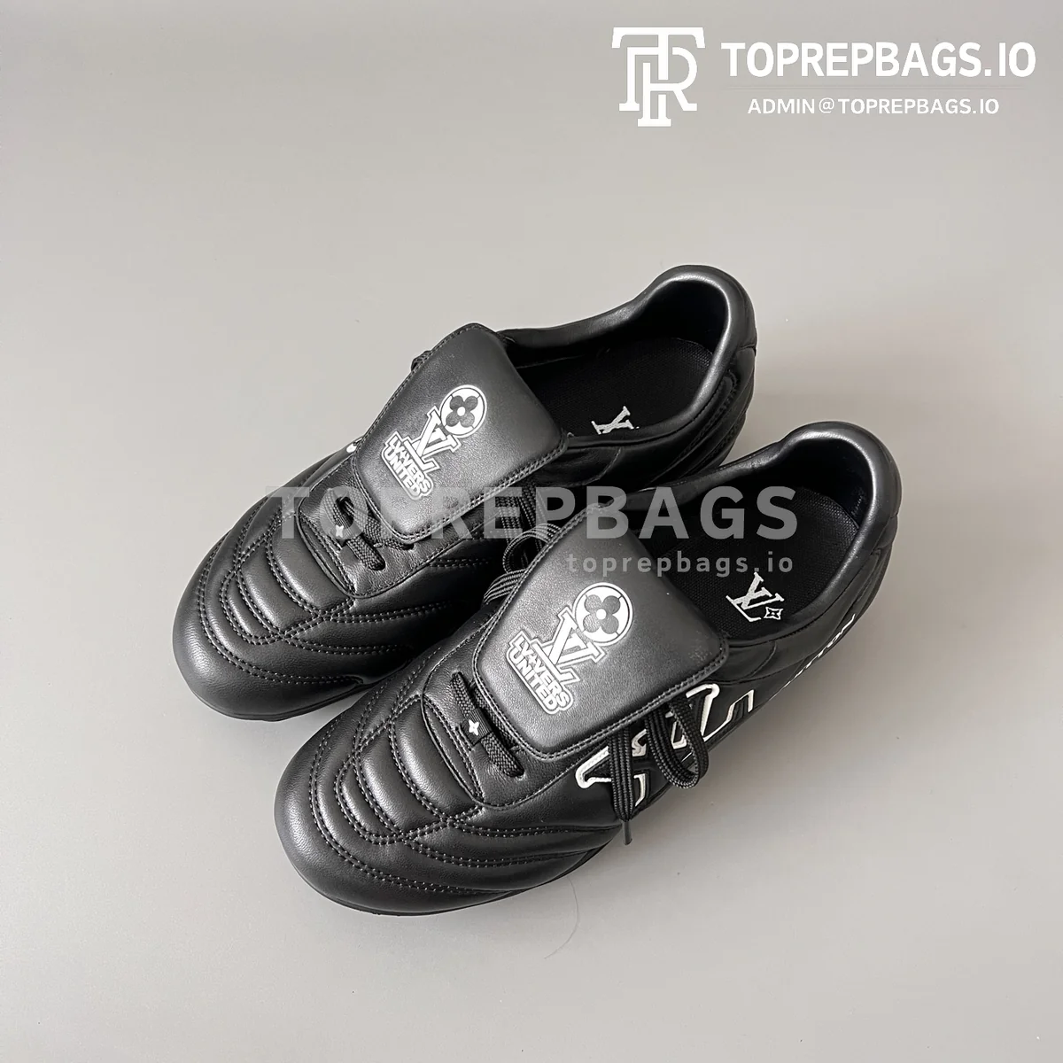 i1744900540887_1891_0_7 Louis Vuitton Footprint Soccer in Black