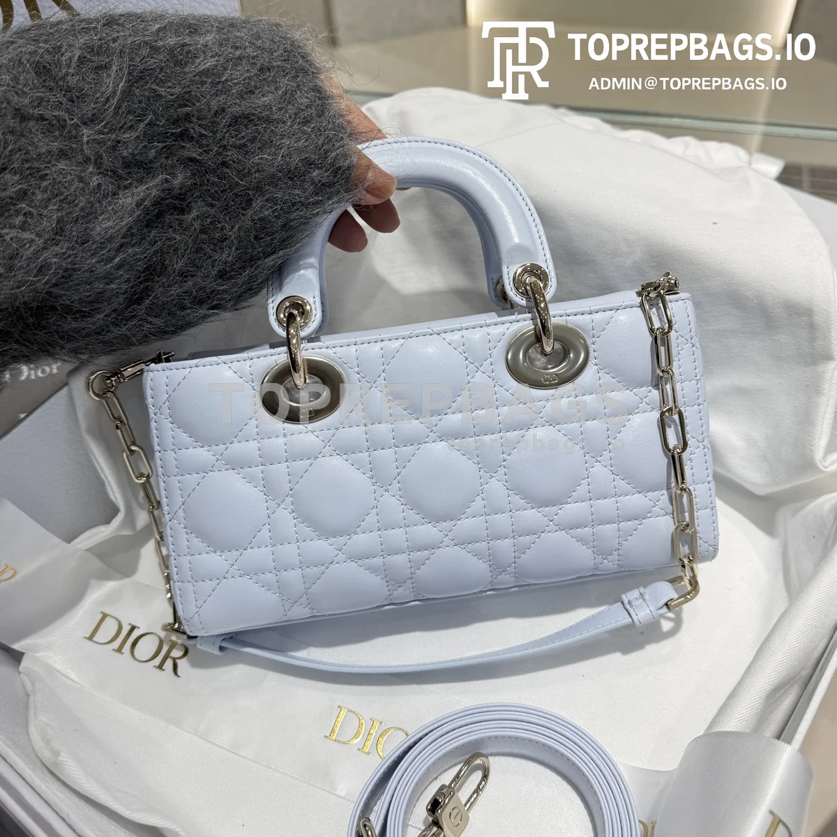 i1745301790328_6882_0_2 Dior D-Joy in Blue