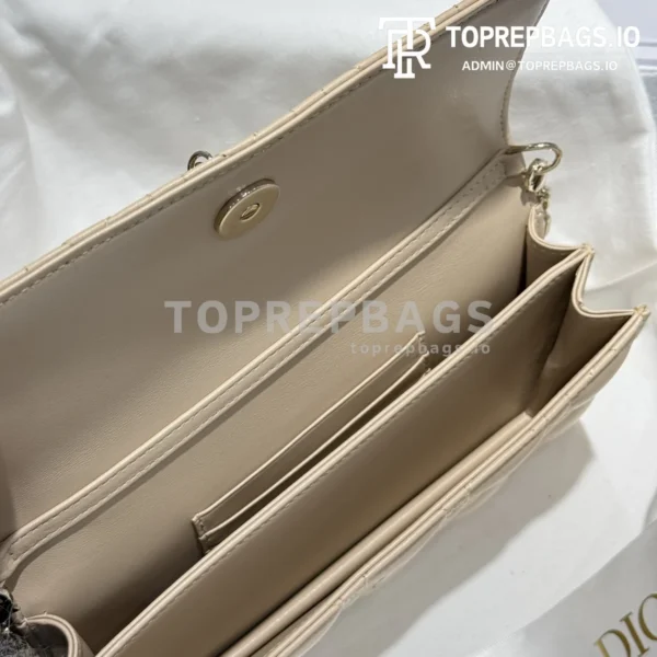 i1745693498007_9418_0_5-1 Dior Lady Dior in Beige