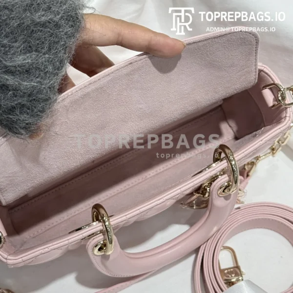i1745693548925_8330_0_7 Dior D-Joy in Pink