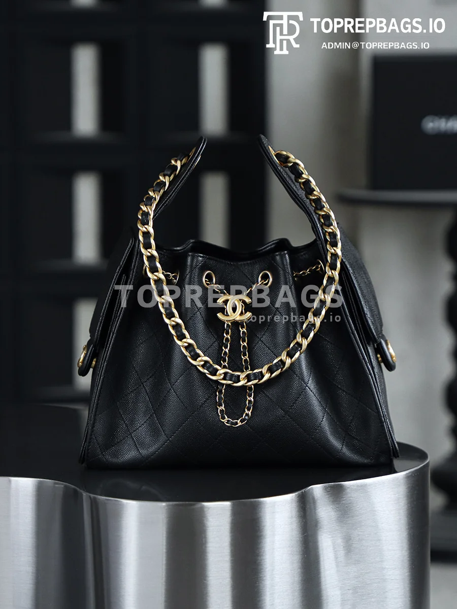 i1745988683301_2334_0_0 Chanel 25 Bag Small Hobo in Black