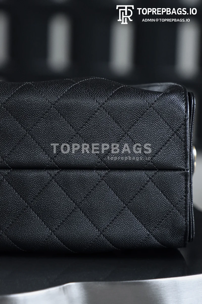 i1745988684570_7652_0_8 Chanel 25 Bag Small Hobo in Black