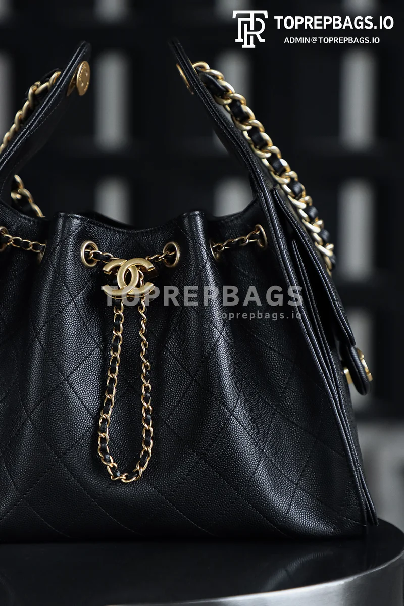i1745988684613_4758_0_7 Chanel 25 Bag Small Hobo in Black