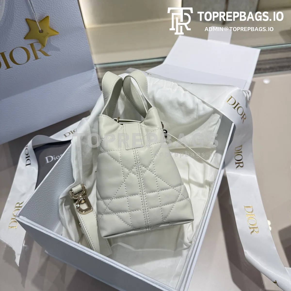 i1746278368001_6722_0_2 Dior D-Toujours Mini in White