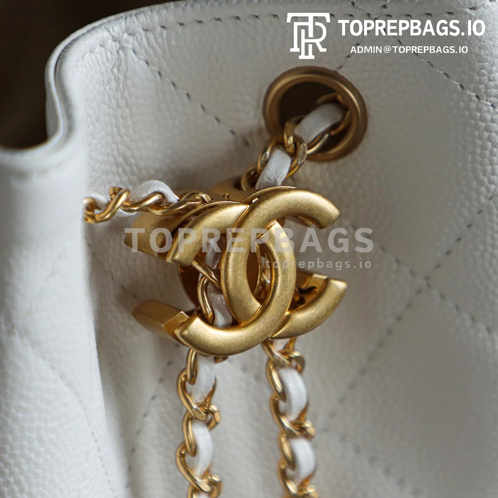i1746423850385_7319_0_0 Chanel 25 Bag Small Hobo in White
