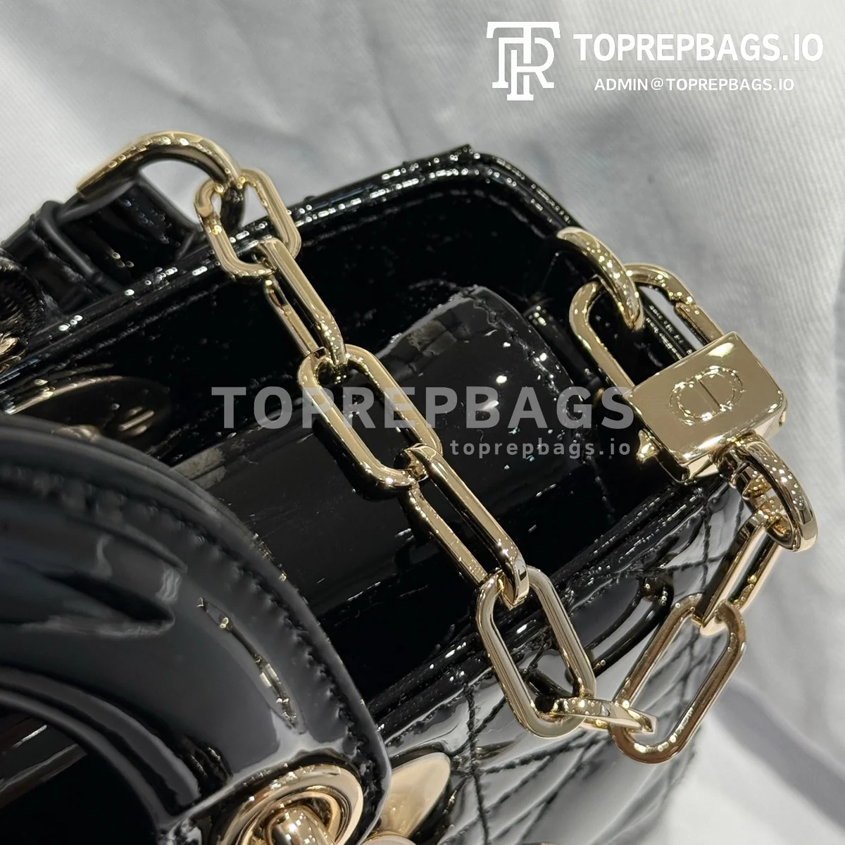 i1746642181476_8657_0_8 Dior D-Joy in Black