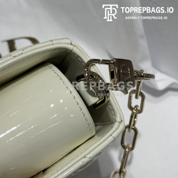 i1746697704843_5505_0_6 Dior D-Joy in White
