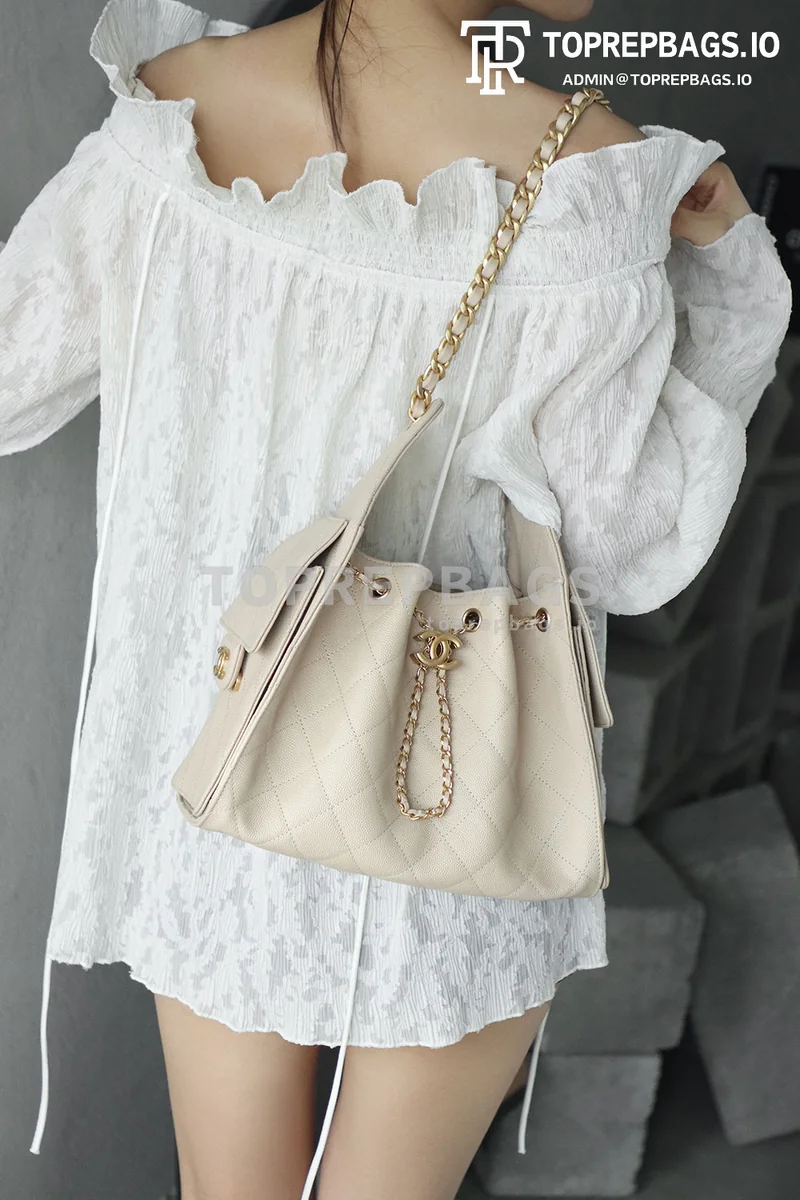 i1746698348038_5080_0_6 Chanel 25 Bag Small Hobo in Beige